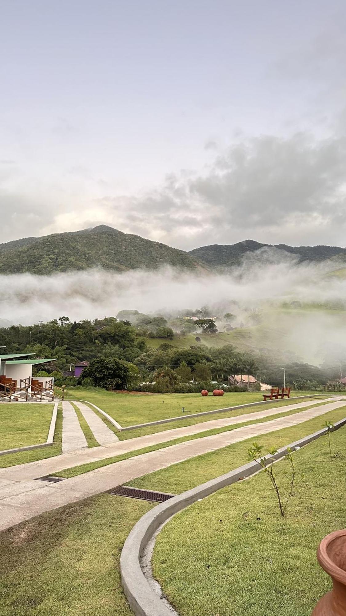Village Sana Apart Hotel Экстерьер фото